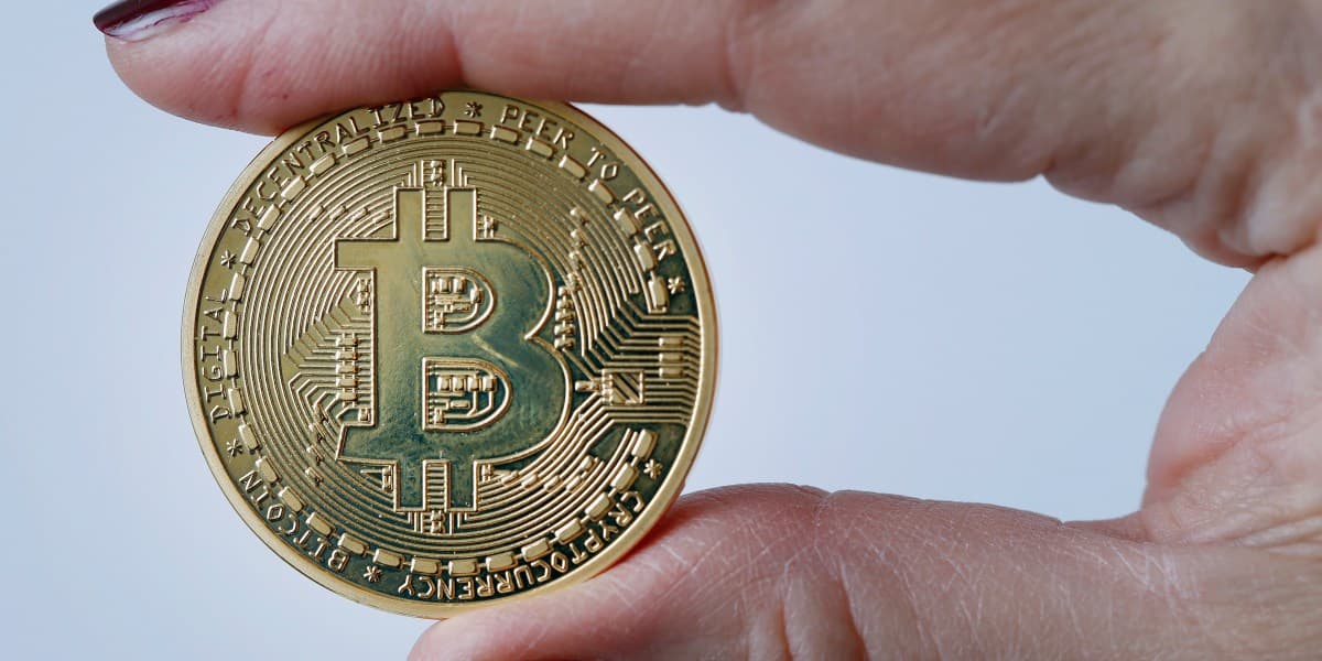 5 Bitcoin Rivals That Are Rapidly on the Rise | Fortune
