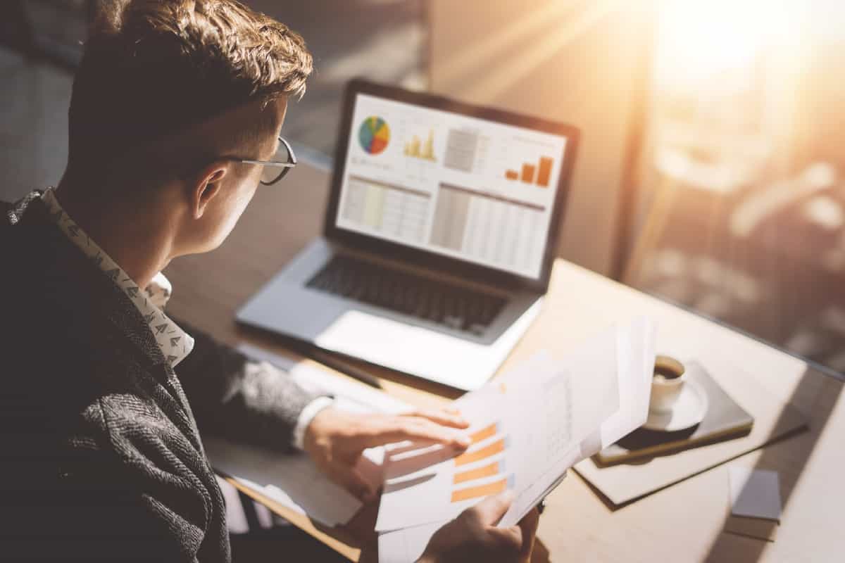 How to Develop a Solid E-Commerce Marketing Strategy